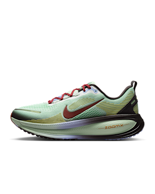 セイ Nike Vomero 18 SE Men's Road Running Shoes. Nike ZA